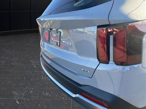 New 2026 Kia Sorento S image 38