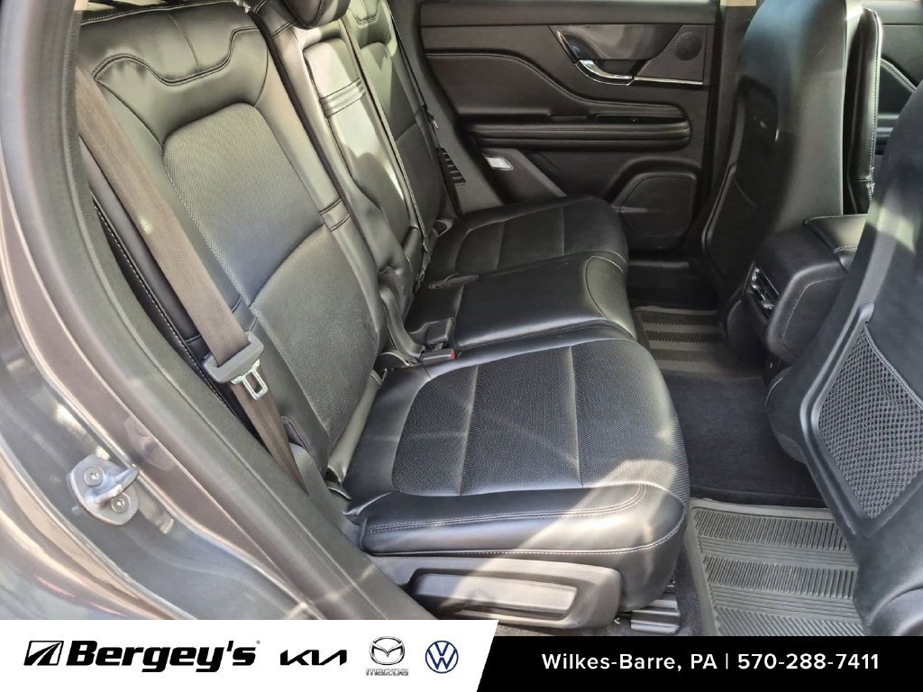 Used 2023 Lincoln Corsair AWD w/ Equipment Group 101A image 33