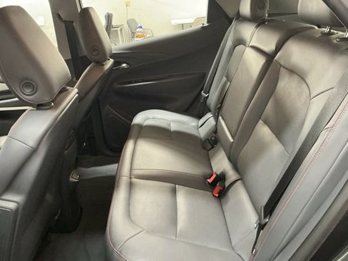 Used 2020 Chevrolet Bolt Premier w/ Infotainment Package image 11