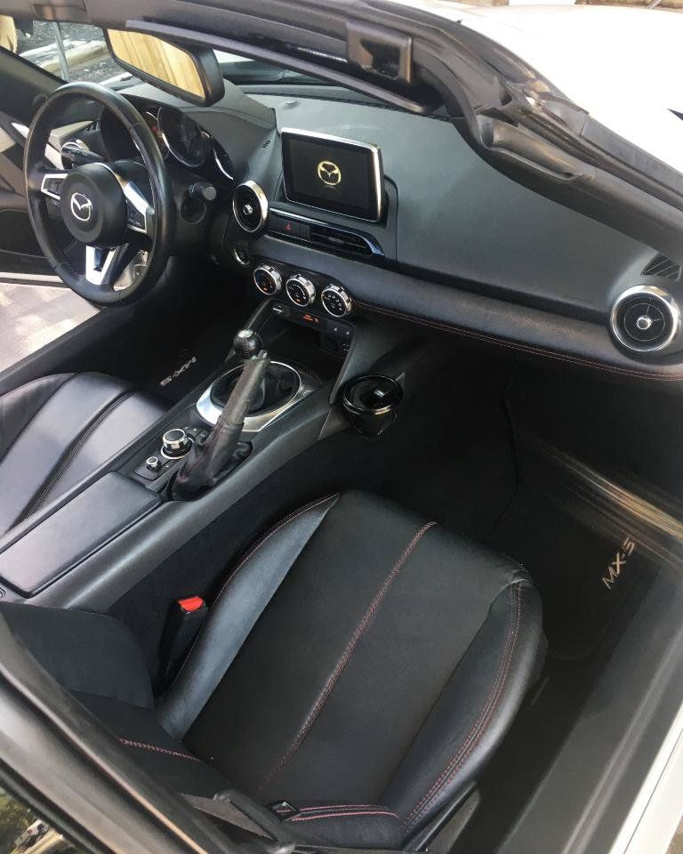 Used 2017 MAZDA MX-5 Miata RF Grand Touring RWD image 19