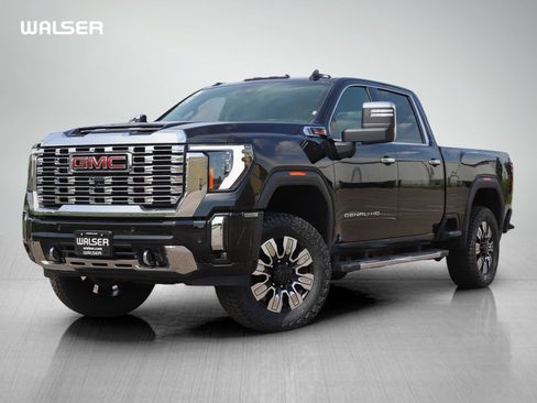 Used 2025 GMC Sierra 2500 Denali AWD/4WD image 1