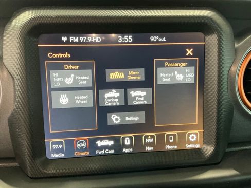 Used 2022 Jeep Gladiator Mojave w/ Cold Weather Group AWD/4WD image 11