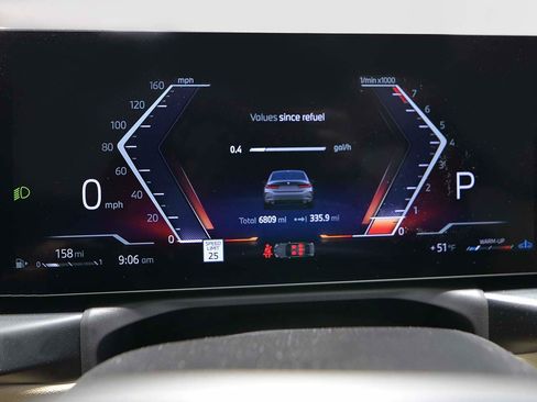 Certified 2025 BMW 330i 330i w/ Convenience Package image 13