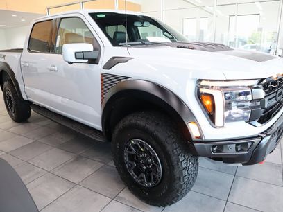 New 2025 Ford F150 Raptor w/ Equipment Group 803A Raptor R