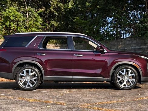 Used 2021 Hyundai Palisade SEL FWD image 3