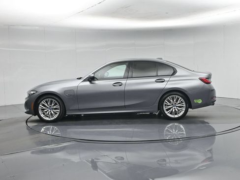 Used 2023 BMW 330e w/ Convenience Package RWD image 28