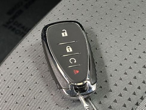 Used 2025 Chevrolet Trax LT image 23