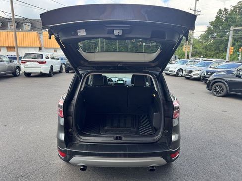 Used 2017 Ford Escape Titanium AWD/4WD image 26