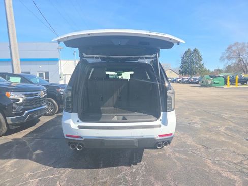 New 2026 Chevrolet Tahoe Premier image 9