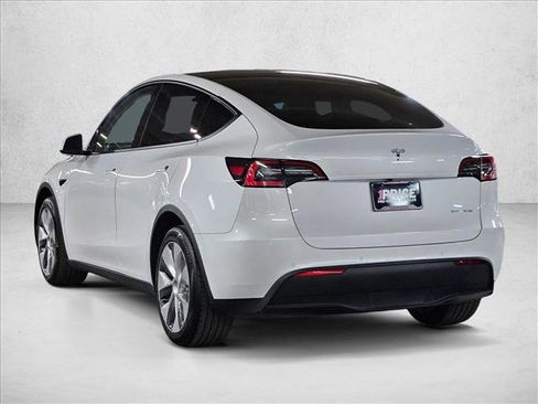 Used 2021 Tesla Model Y Long Range AWD/4WD image 8
