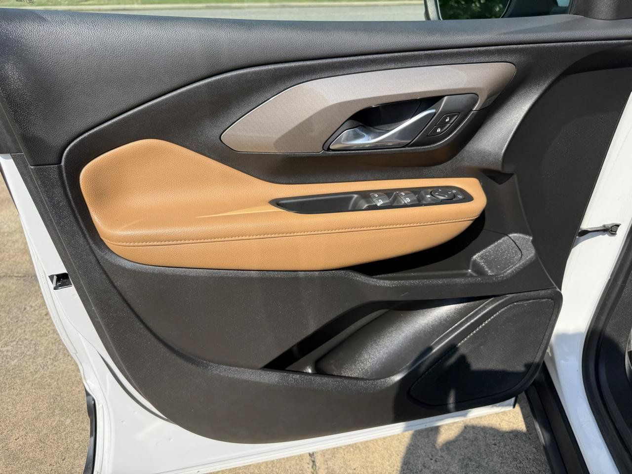 Used 2020 GMC Terrain SLT FWD image 11