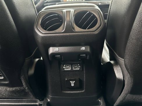 Used 2022 Jeep Wrangler Unlimited Rubicon 4xe w/ Cold Weather Group image 18