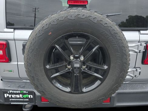 Used 2021 Jeep Wrangler Unlimited Sahara AWD/4WD image 64