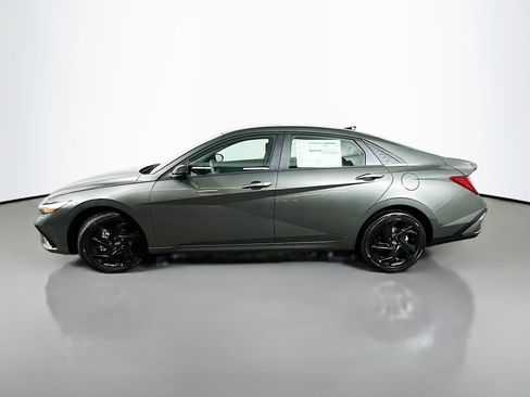 New 2026 Hyundai Elantra SEL Sport Premium FWD image 4