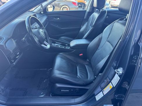 Used 2024 Honda Accord Touring image 11