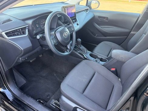 Used 2024 Toyota Corolla LE FWD image 9