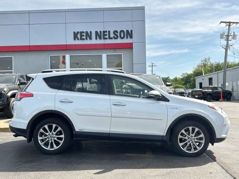 Used 2016 Toyota RAV4 Limited w/ Advanced Technology Package AWD/4WD image 15