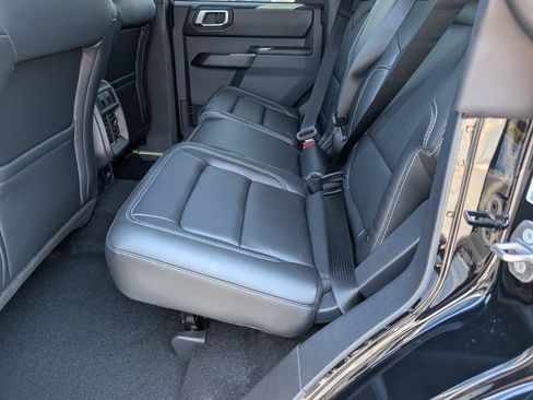 New 2026 Ford Bronco Outer Banks AWD/4WD image 6