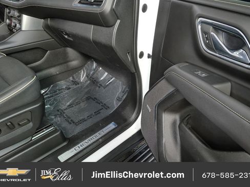 Certified 2023 Chevrolet Tahoe Premier w/ Premium Package 2 AWD/4WD image 21