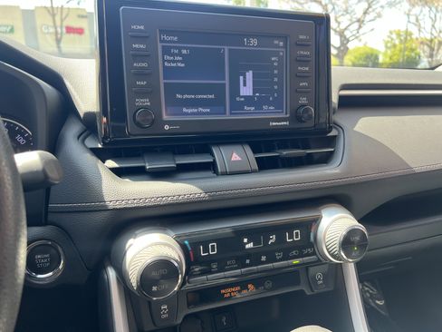 Used 2021 Toyota RAV4 XLE image 23