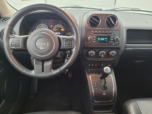 Used 2015 Jeep Patriot High Altitude AWD/4WD image 22