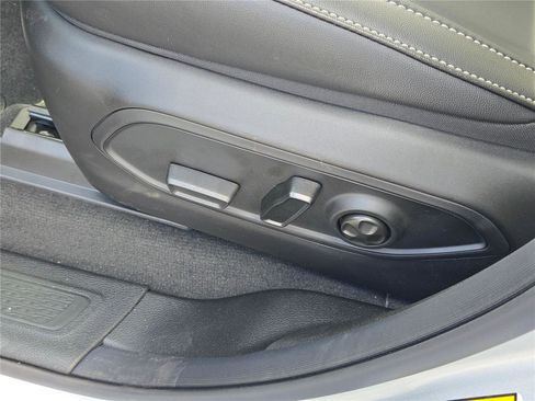 New 2025 Jeep Grand Cherokee Limited w/ Black Appearance Package image 23