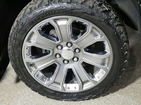 Used 2018 GMC Sierra 1500 Denali w/ Denali Ultimate Package image 15