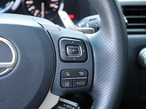 Used 2016 Lexus GS F RWD image 21