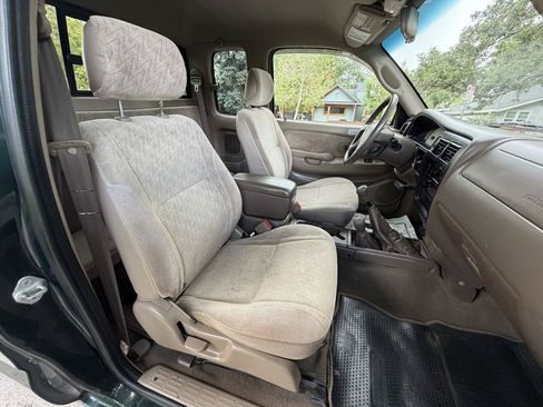 Used 2003 Toyota Tacoma 4x4 Xtracab V6 image 16