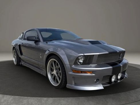 Used 2006 Ford Mustang GT Premium image 8