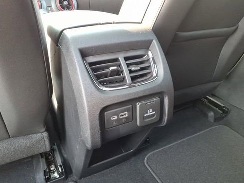 Used 2020 Chevrolet Blazer RS image 9