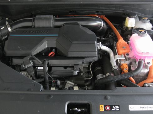 Used 2024 Kia Sportage SX Prestige image 29