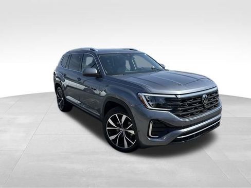 Certified 2024 Volkswagen Atlas SEL Premium R-Line image 1