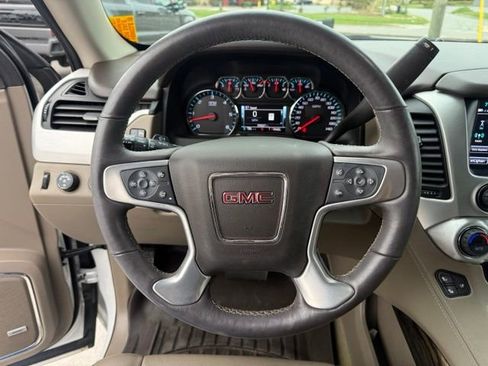 Used 2017 GMC Yukon SLT w/ Premium Edition AWD/4WD image 23