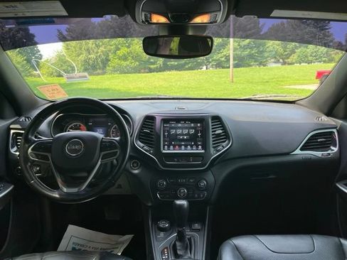 Certified 2021 Jeep Cherokee Latitude Lux 80th Anniv w/ Quick Order Package 2YU 80th AWD/4WD image 10