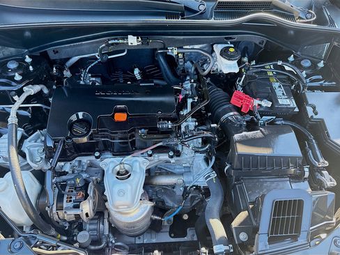 Used 2023 Honda HR-V LX image 34