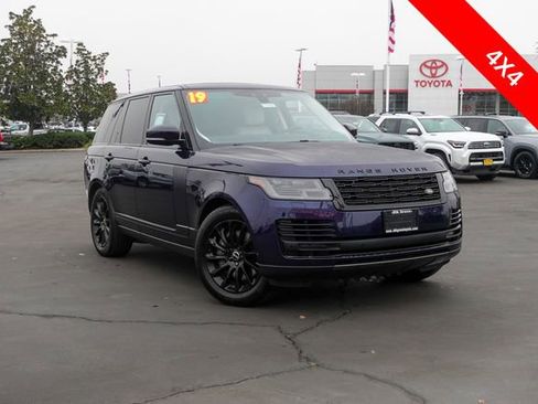 Used 2019 Land Rover Range Rover HSE image 2