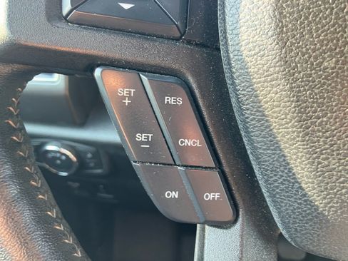 Used 2019 Ford F150 XLT w/ Equipment Group 302A Luxury AWD/4WD image 22