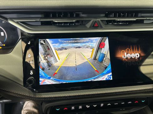New 2026 Jeep Cherokee Limited AWD/4WD image 27