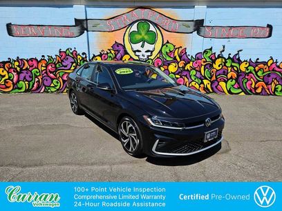 Certified 2025 Volkswagen Jetta SEL