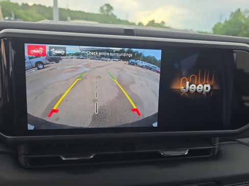 New 2025 Jeep Wrangler Unlimited Rubicon 4xe w/ Safety Group image 40