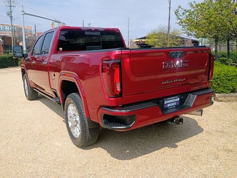 Used 2022 GMC Sierra 2500 Denali image 9