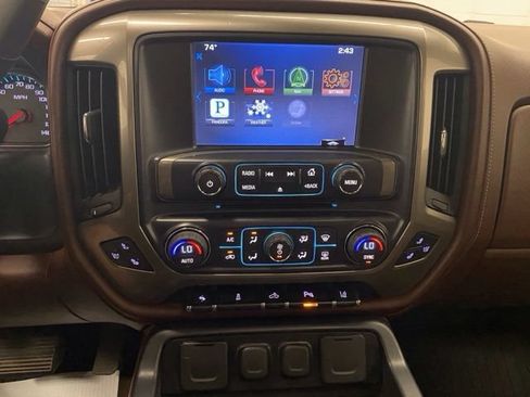 Used 2014 Chevrolet Silverado 1500 High Country w/ High Country Premium Package AWD/4WD image 35