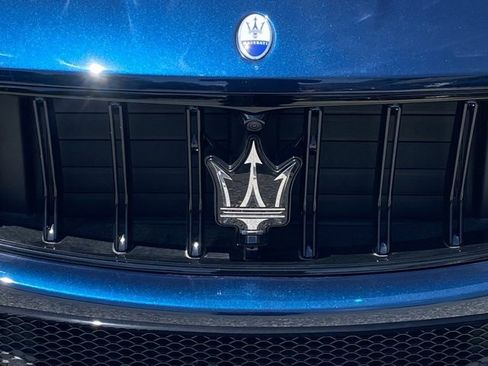 New 2024 Maserati Levante Trofeo image 11