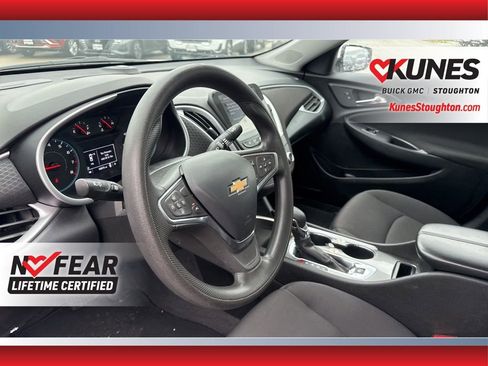 Used 2024 Chevrolet Malibu LT image 21