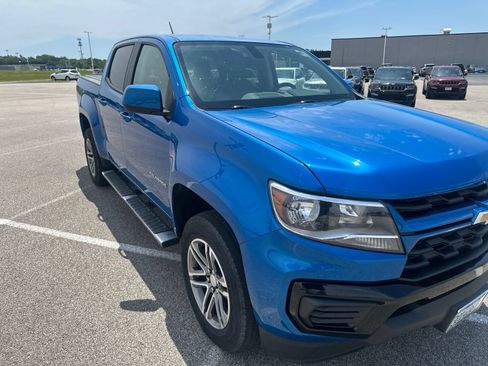 Used 2021 Chevrolet Colorado W/T w/ Custom Special Edition RWD image 4