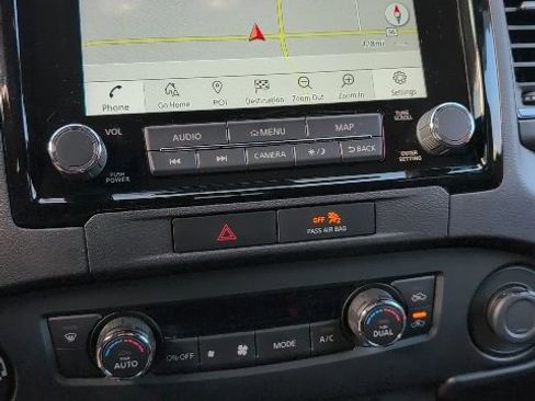 Used 2022 Nissan Frontier PRO-4X w/ Technology Package image 10