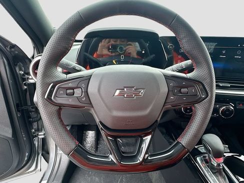 New 2026 Chevrolet Trax RS w/ Driver Confidence Package FWD image 12