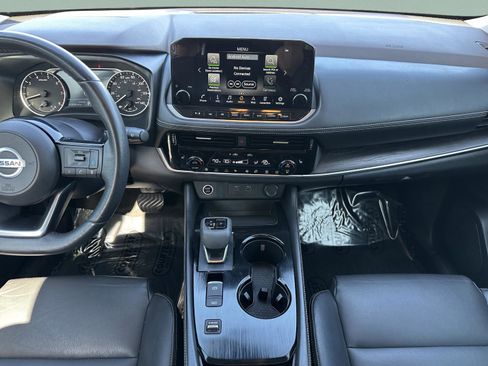 Certified 2021 Nissan Rogue SL w/ Premium Package FWD image 13