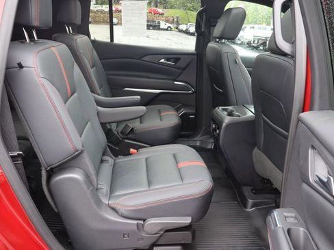 Used 2024 Chevrolet Traverse RS w/ LPO, Floor Liner Package FWD image 24
